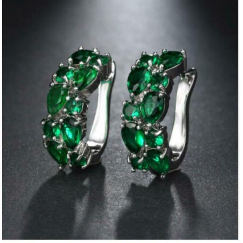 925 Sterling Zilveren Oorbellen met Groene Edelstenen Nieuw