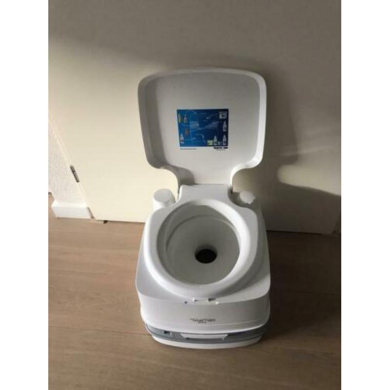 Porta Potti Qube