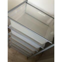 IKEA Lade kast met 6 plastic bakken