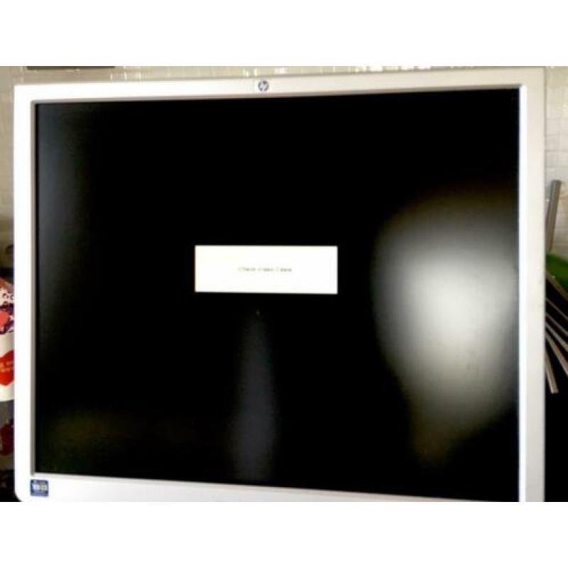 hp 1940 19inch scherm met vga en dvi en extra usb