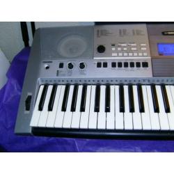 yamaha keyboard psr-e413