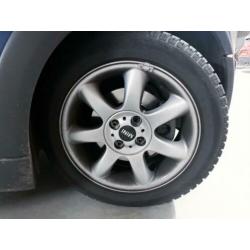 Mini cooper velgen incl Runflat winterbanden 195/r55 16 inch