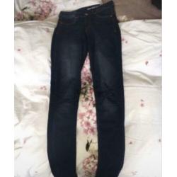 Donkerblauwe jeans