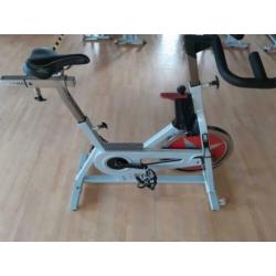 2 Professionele spinningbikes merk Schwinn + spd pedalen