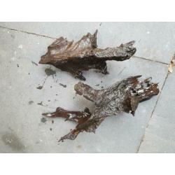 Aquarium hout en steen