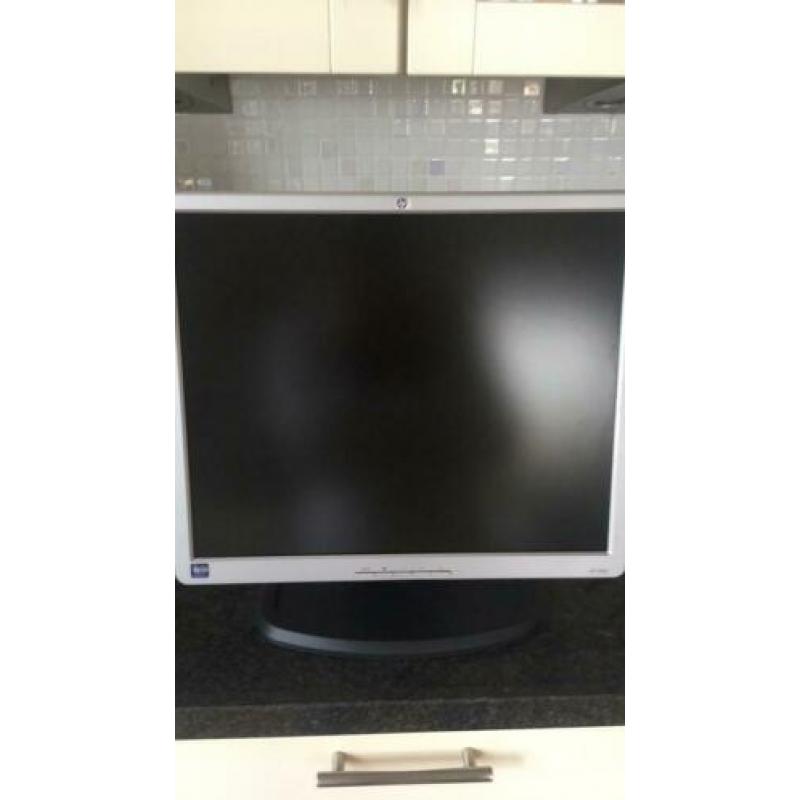 hp 1940 19inch scherm met vga en dvi en extra usb