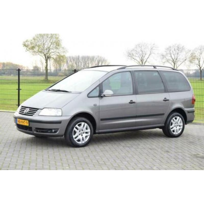 Volkswagen Sharan 2.0 Trendline 2009 Airco 7 Persoons trekha