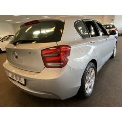 BMW 1-serie 116i BUSINESS NAVIGATIE, ECC AIRCO, CRUISE, SCHU