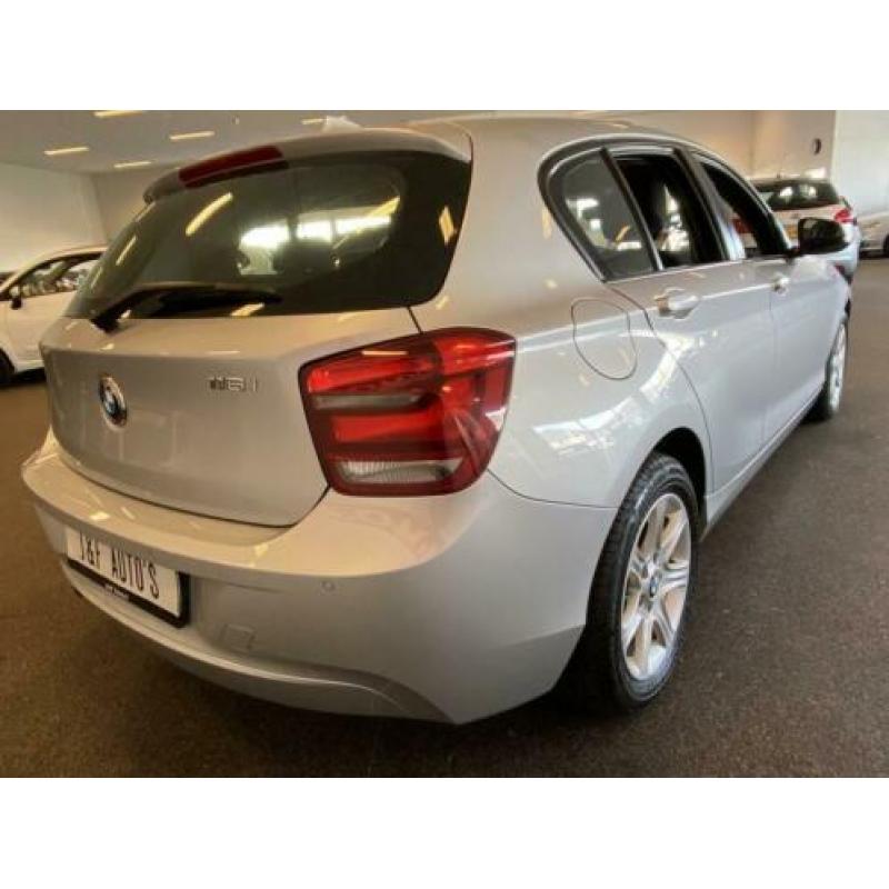 BMW 1-serie 116i BUSINESS NAVIGATIE, ECC AIRCO, CRUISE, SCHU