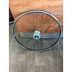 Achterwiel Inter8 shimano nexus 28 inch.