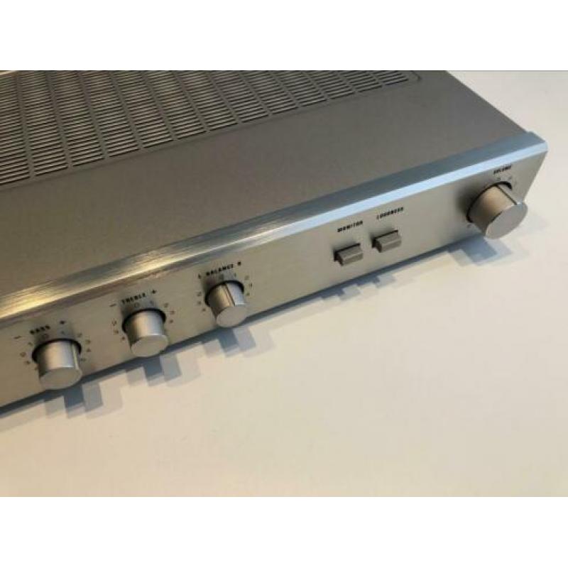 Dual CV1150 versterker