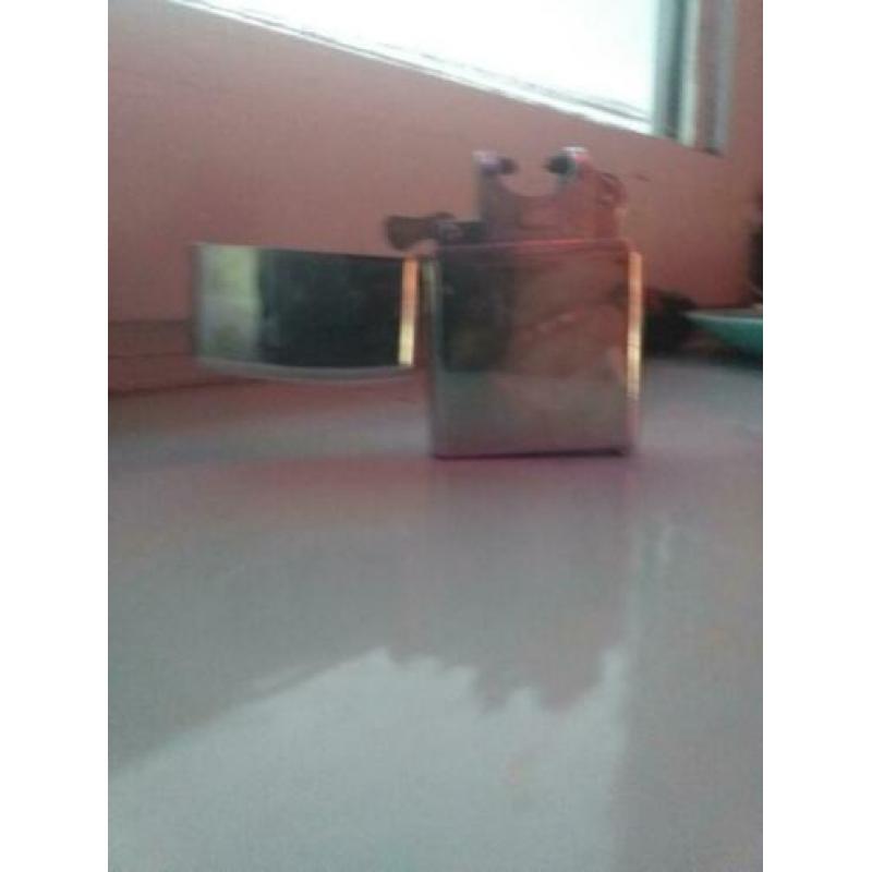 Plasma aansteker zippo design