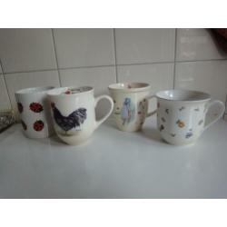 ??Mok, beker 11 stuks mokken allerhande drinkbeker aardewerk