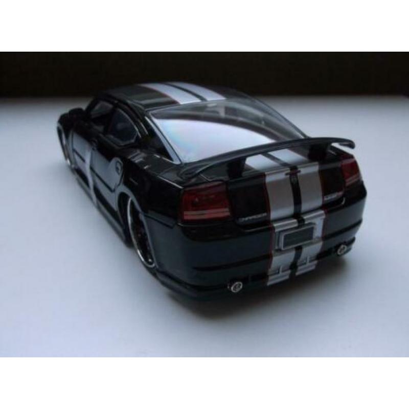 Modelauto Dodge Charger SRT8 – Jada Kleine vervoer schade
