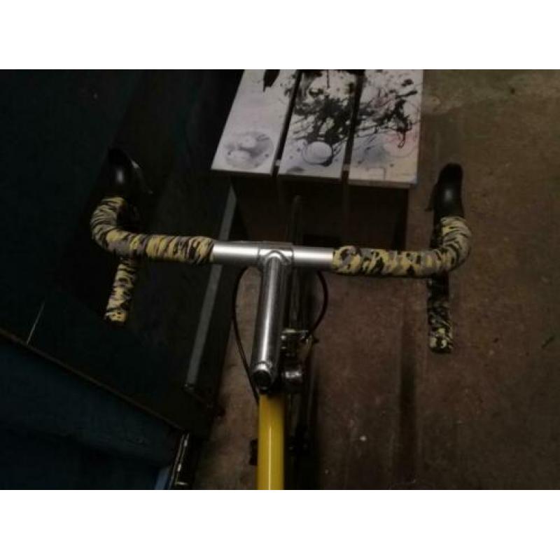 Racefiets 28 inch Avenger