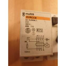 Merlin gerin aardlekschakelaar multi9, ID/RCCB 15053