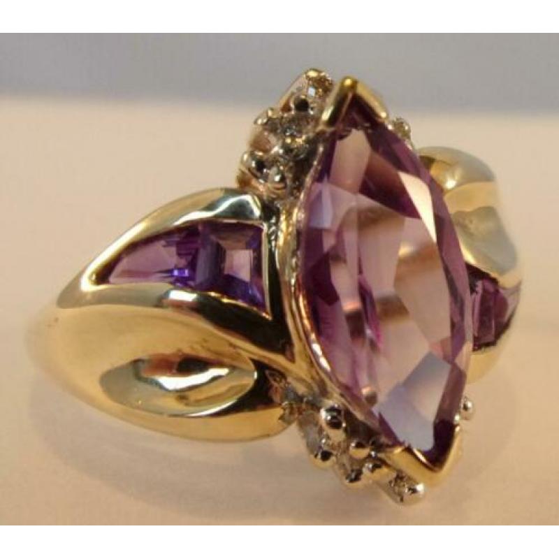 Prachtige gouden ring met Briljanten en Amethisten