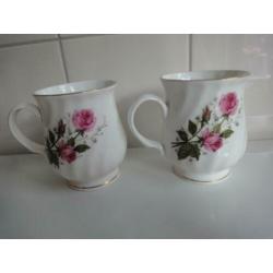 ??Mok, beker 11 stuks mokken allerhande drinkbeker aardewerk
