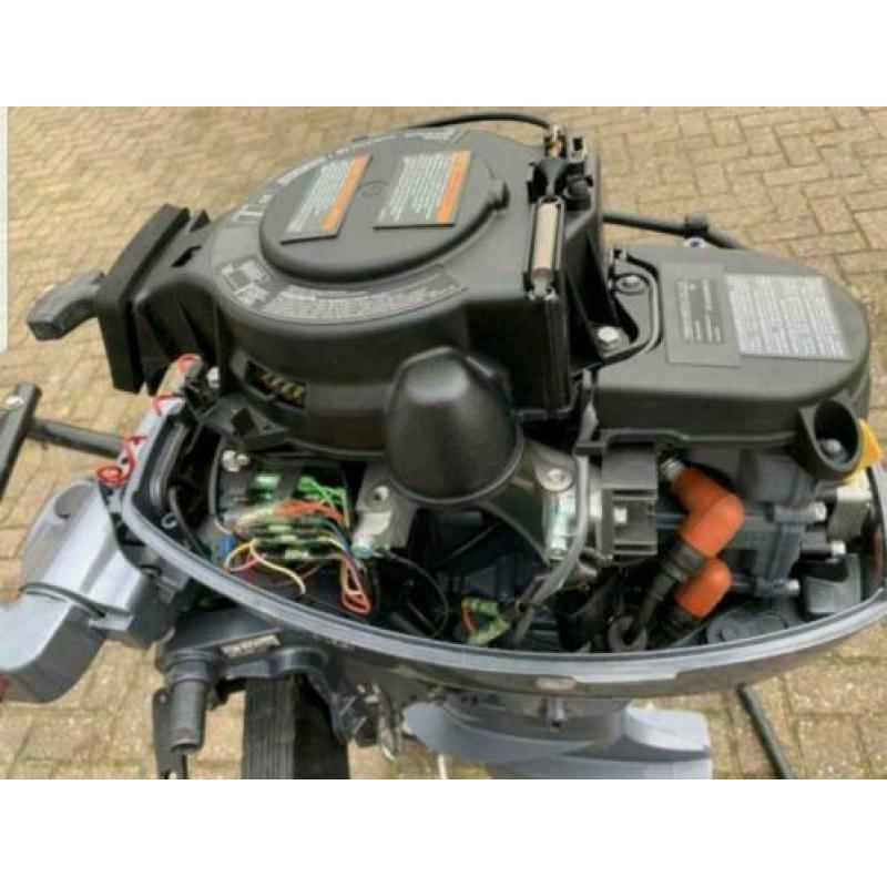 YAMAHA 8pk kortstaart (2009) incl afstandbediening