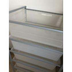 IKEA Lade kast met 6 plastic bakken