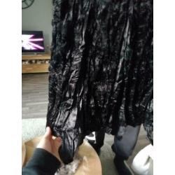 Zwarte velvet gothic rok