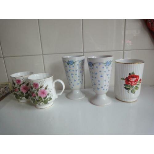 ??Mok, beker 11 stuks mokken allerhande drinkbeker aardewerk
