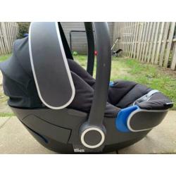 Nuna kinderwagen + gb babyzit.