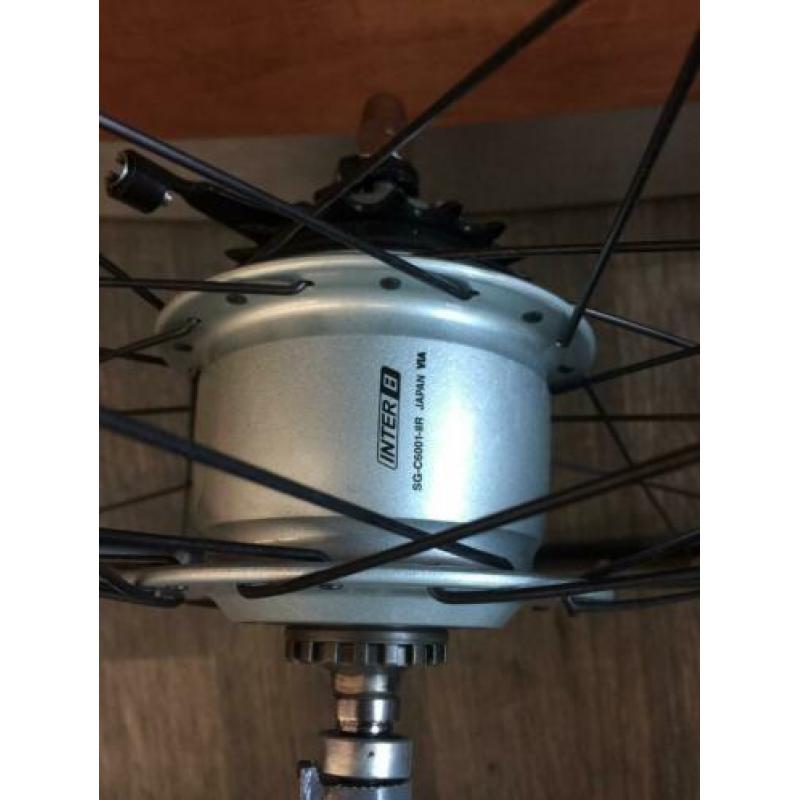 Achterwiel Inter8 shimano nexus 28 inch.