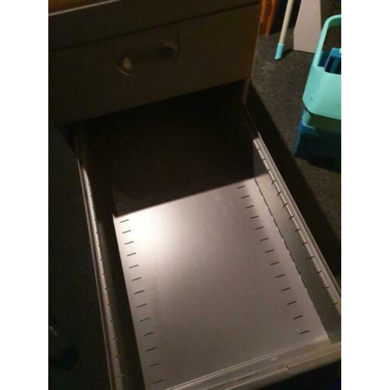 Laden kast
