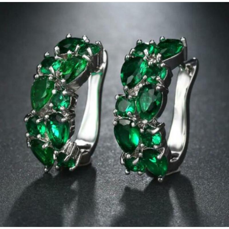 925 Sterling Zilveren Oorbellen met Groene Edelstenen Nieuw