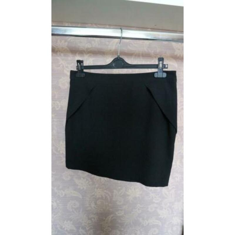 Forever21 rok maat 40
