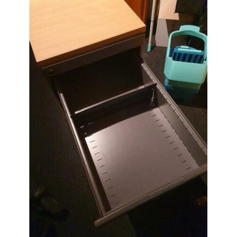 Laden kast