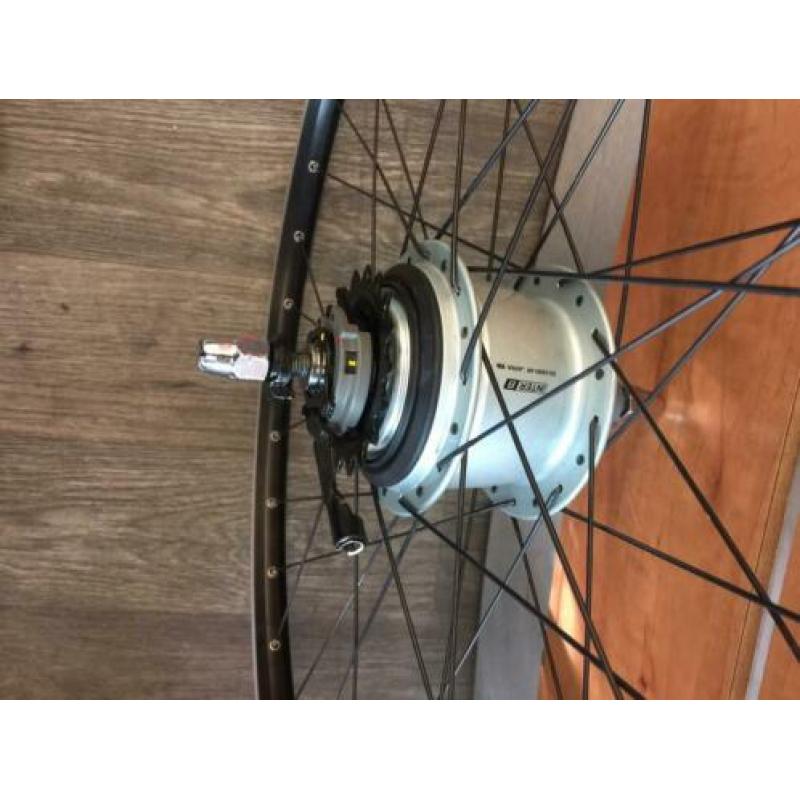 Achterwiel Inter8 shimano nexus 28 inch.