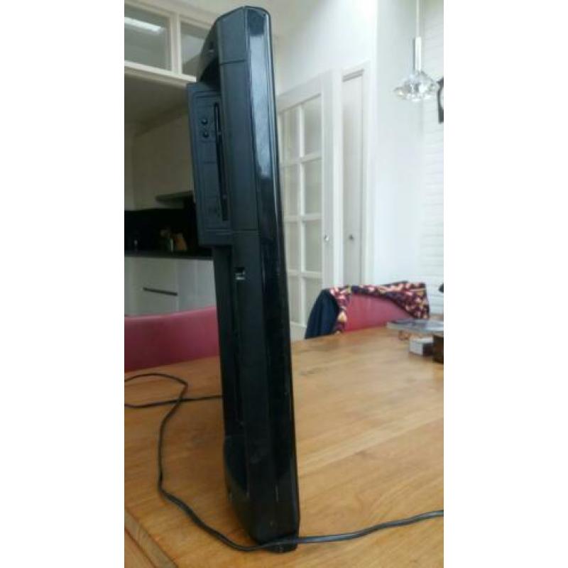 Akai 32 inch tv