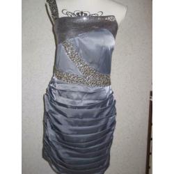 LEUKE NIEUWE FEESTJURK van Z.P. FASHION.mt.M/S