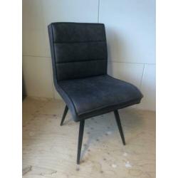 Verschillende soorten eettafelstoelen te koop
