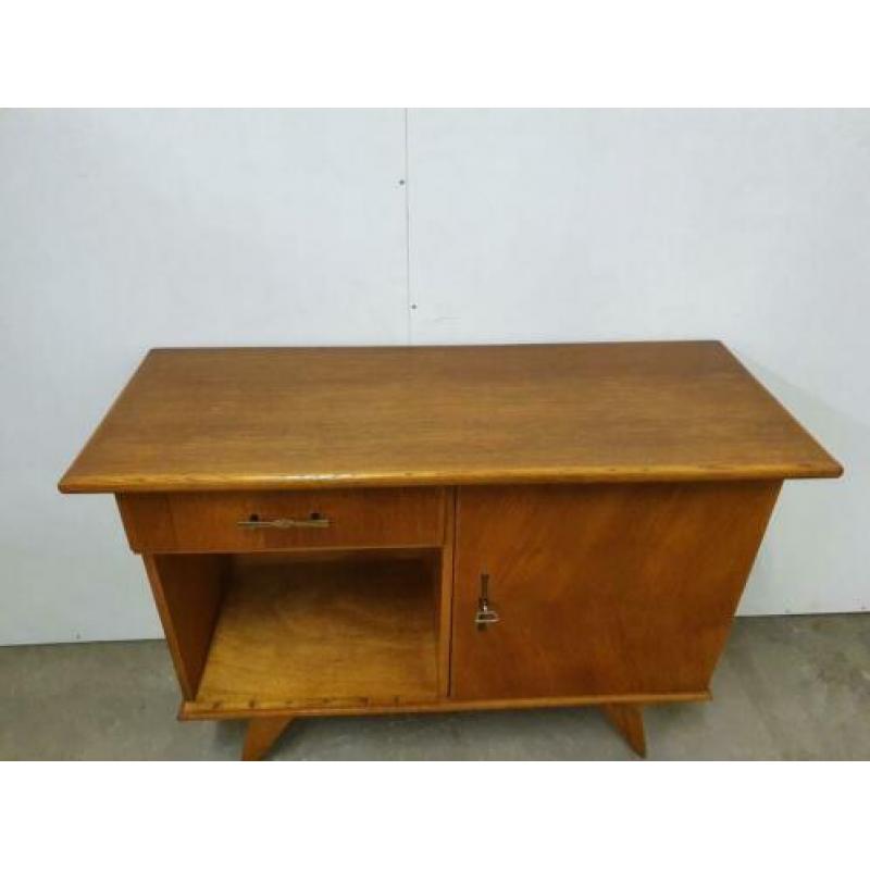 Origineel vintage sideboard kastje