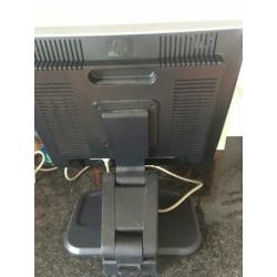 hp 1940 19inch scherm met vga en dvi en extra usb