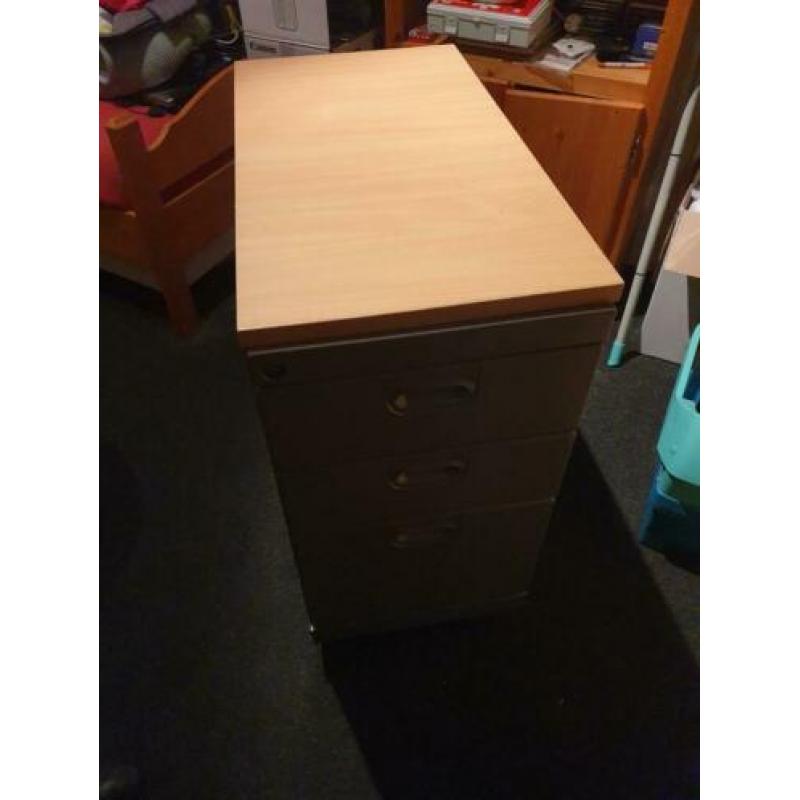 Laden kast