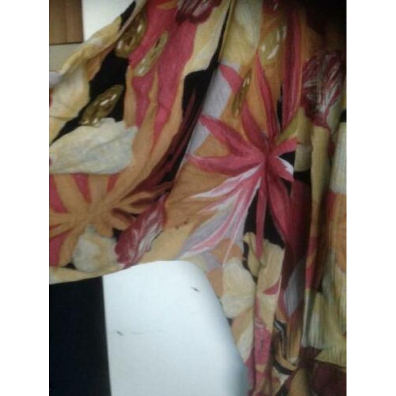 Vintage / Kleurige blouse met vlindermouwen / maat: XL