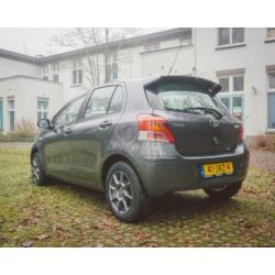 Toyota Yaris 1.0 12V Vvt-i 5DR Terra 2009 Grijs
