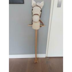 Leuk houten stokpaard met geluid - 93 cm