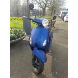 Snor scooter vespa look