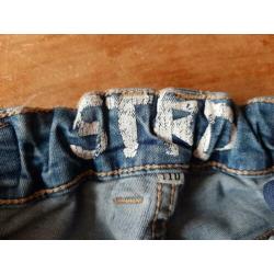 Slimfit broekjes maat 110 Sturdy en S.Oliver