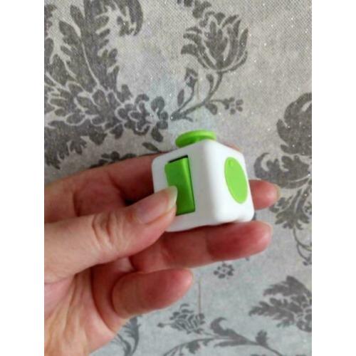 fidget cube Voor Autisme Adhd Angst Stress Focus