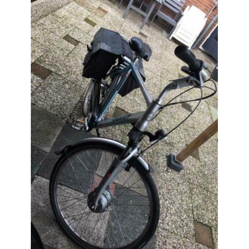 Elektrische giant fiets