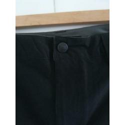 The North Face cargo broek, afritsbare pijpen, maat 34