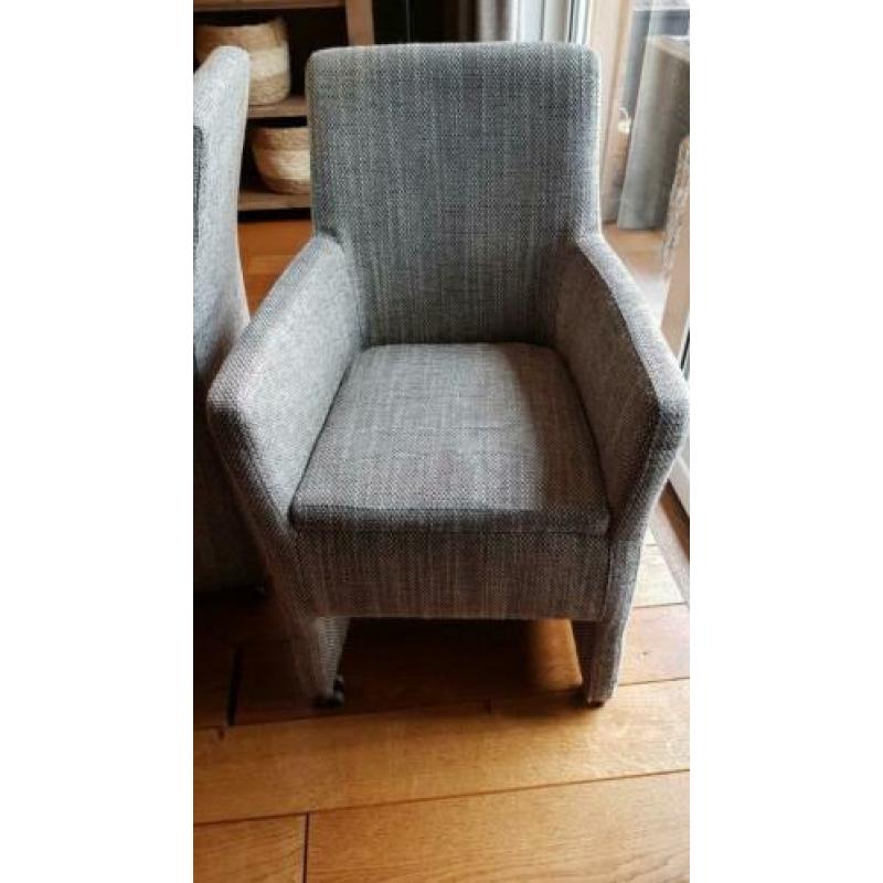 4 Eetkamerstoelen in zeer goede staat.