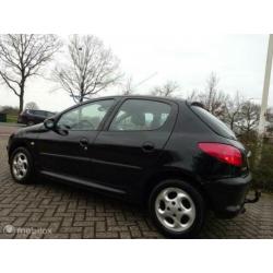 Peugeot 206 1.4 Gentry Premium 5drs, Leder/Airco/Nieuwe APK!