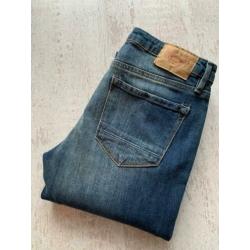 Worn look skinny jeans van Esprit EDC maat 28/32